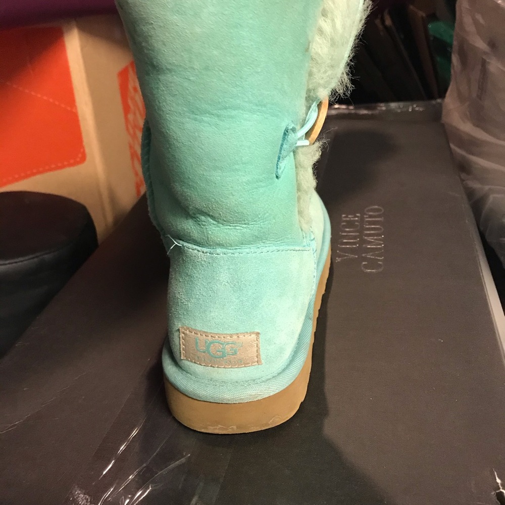 Authentic Uggs - image 2